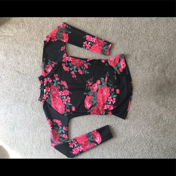 Albion Fit Antigua RashGuard Size M - Picture 1 of 3
